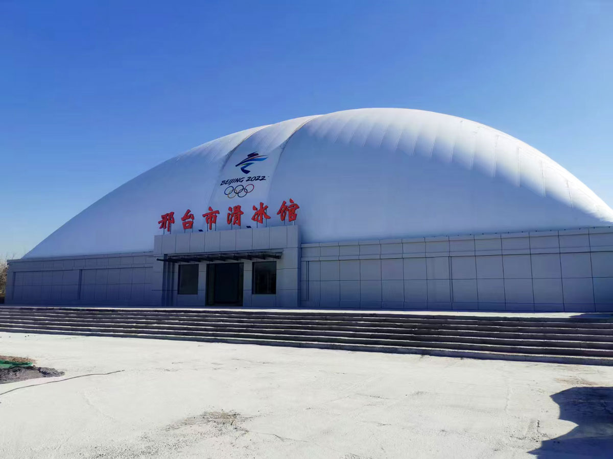 冰雪气膜馆施工流程 气膜冰球馆建设 气膜滑冰馆 室内滑冰场建设 气膜场馆造价