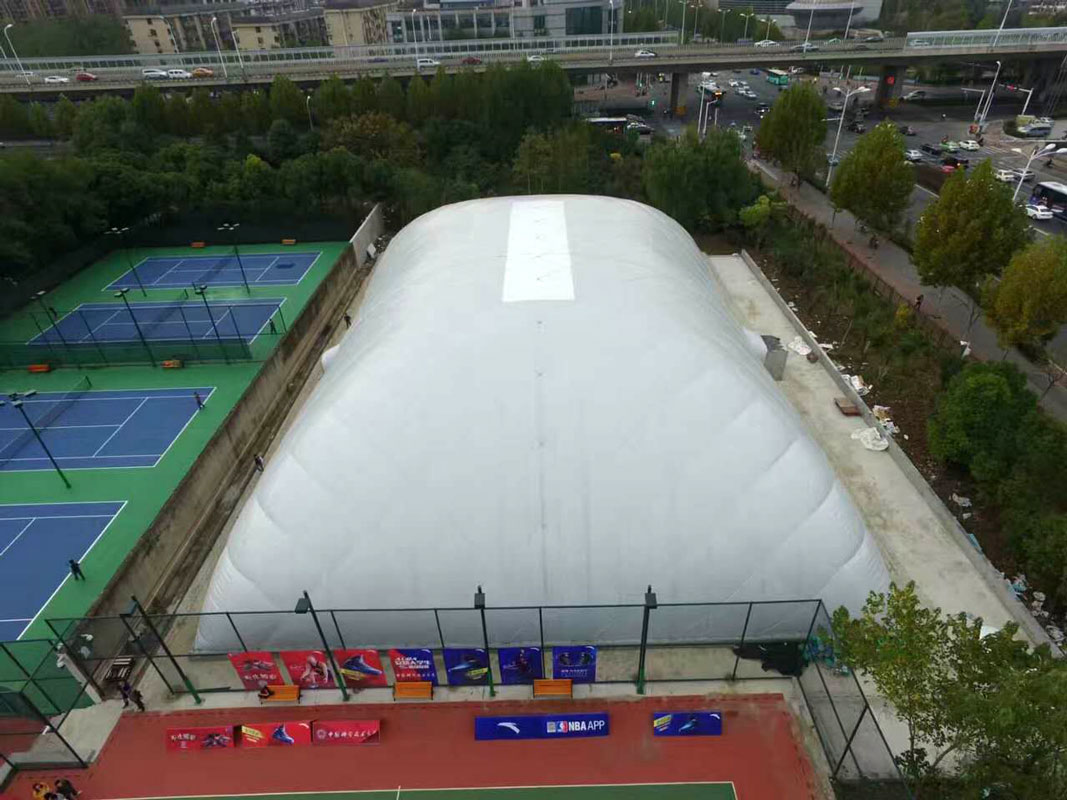 气膜建筑的优缺点 气膜式运动场馆的缺点 气膜馆的优缺点 气膜场馆的利弊 气膜大棚优缺点